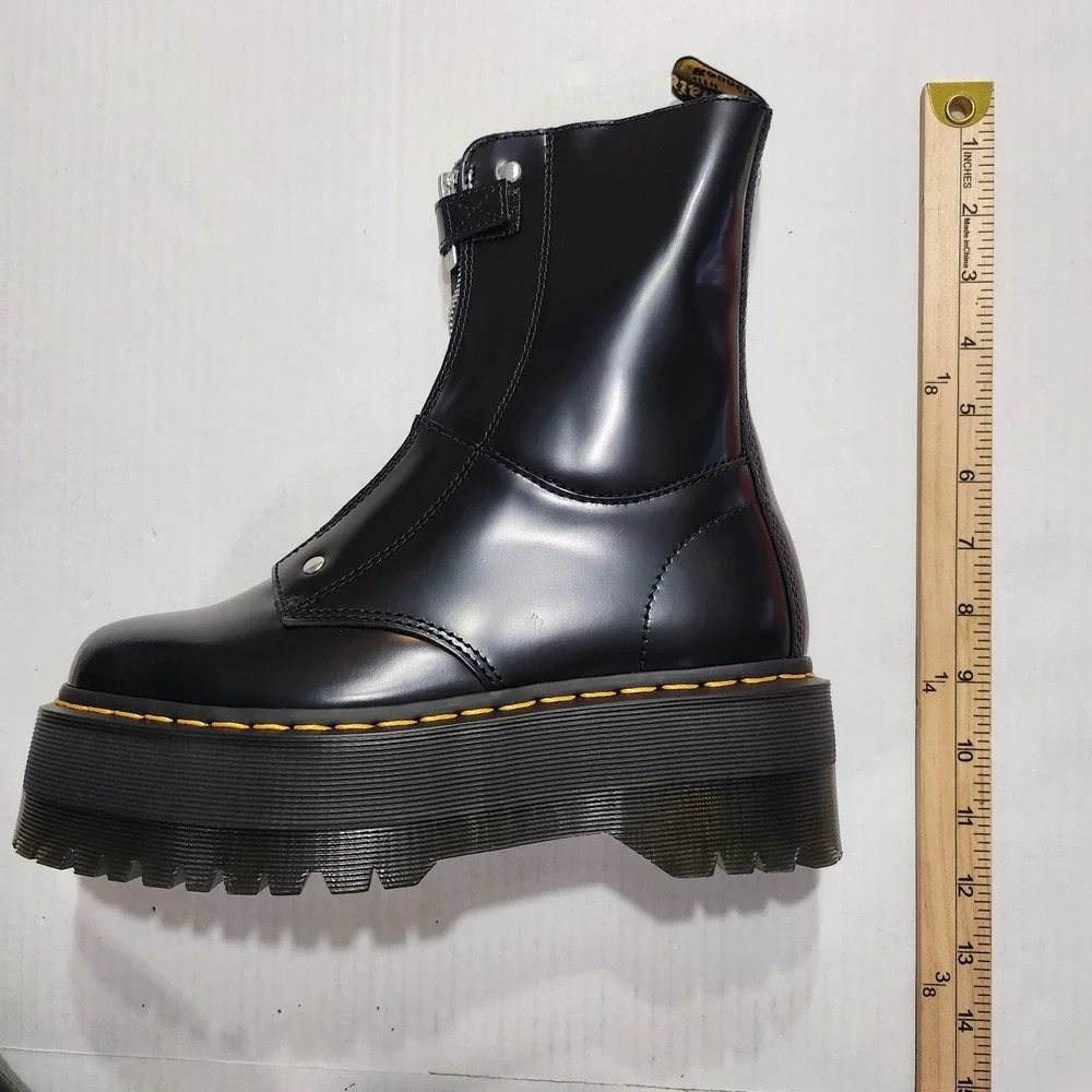 Dr. Martens new without